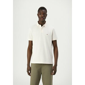 g~[ qtBK[ Y T_ V[Y REGULAR - Polo shirt - ivory petal