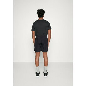 ナイキ メンズ バスケットボール スポーツ CHALLENGER SHORT - Sports shorts - black/reflective silver
