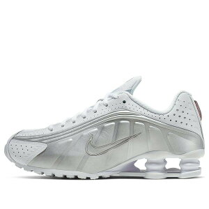 Nike �i�C�L ���f�B�[�X �X�j�[�J�[ white �y(WMNS) Nike Shox R4 'White Metallic' AR3565-101�z �T�C�Y US_8.5(25.5cm)