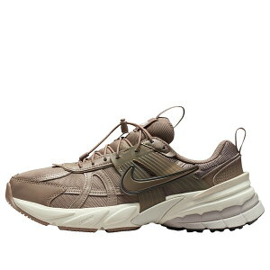 Nike �i�C�L ���f�B�[�X �X�j�[�J�[ �y(WMNS) Nike V2K Run 'Mink Brown Light Bone' IH0388-200�z �T�C�Y US_5.5(22.5cm)
