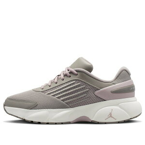 Jordan �W���[�_�� ���f�B�[�X �X�j�[�J�[ �y(WMNS) Air Jordan Trunner Flow 'Enigma Stone Particle Rose' IQ0701-006�z �T�C�Y US_5(22.0cm)