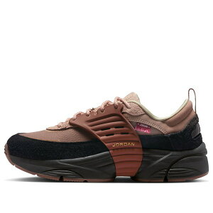 Jordan �W���[�_�� �����Y �X�j�[�J�[ �yAir Jordan Trunner O/S 'YOTH' IQ1113-270�z �T�C�Y US_M_14