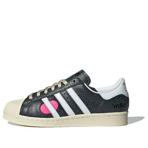 adidas �A�f�B�_�X �����Y �X�j�[�J�[ �yadidas x FACE Studios Superstar 82 'Carbon' IG4125�z �T�C�Y US_7.5(25.5cm)