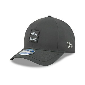�j���[�G�� �����Y �X�q �A�N�Z�T���[ Men's Charcoal Baltimore Ravens 2025 Sideline Cold Weather 9FORTY M-Crown Adjustable Hat Charcoal