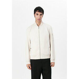 {X Y T_ V[Y COMBER - Bomber Jacket - open white