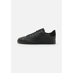 GR[ Y Xj[J[ V[Y STREET LITE M - Trainers - black
