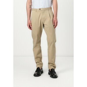 g~[ qtBK[ Y T_ V[Y HARLEM - Chinos - camel
