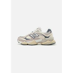 �j���[�o�����X �����Y �X�j�[�J�[ �V���[�Y 9060 UNISEX - Trainers - moonrock