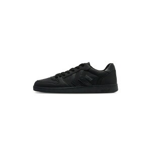 q fB[X Xj[J[ V[Y PERFEKT - Trainers - black black