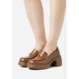 カンペール レディース スリッポン・ローファー シューズ THELMA - Slip-ons - medium brown