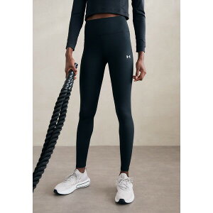 A_[A[}[ fB[X tBbglX X|[c MOTION LEGGING EMEA - Leggings - black/white