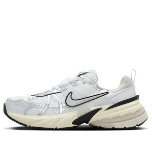 Nike �i�C�L ���f�B�[�X �X�j�[�J�[ �y(WMNS) Nike V2K Run 'Summit White Metallic Silver' FD0736-100�z �T�C�Y US_W_17