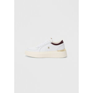 g~[ qtBK[ fB[X Xj[J[ V[Y Trainers - white/marzemino