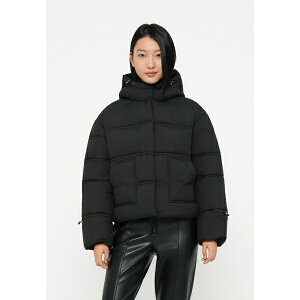 �Q�X ���f�B�[�X �W���P�b�g���u���]�� �A�E�^�[ NEW DAISY CROP LOGO PUFFER - Winter jacket - jet black