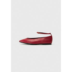 ^}X fB[X T_ V[Y Ankle strap ballet pumps - red
