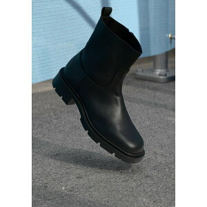vC Y u[c V[Y NEPTUNE MID - Classic ankle boots - black