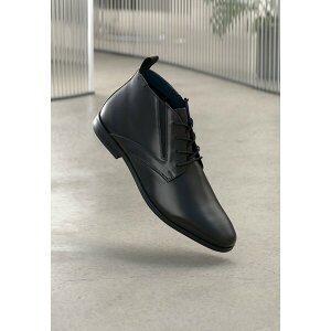 sA  Y hXV[Y V[Y LEATHER - Lace-ups - black