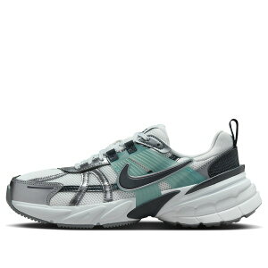 Nike �i�C�L ���f�B�[�X �X�j�[�J�[ �y(WMNS) Nike V2K Run 'Summit White Dark Obsidian' HQ3484-121�z �T�C�Y US_7.5(24.5cm)