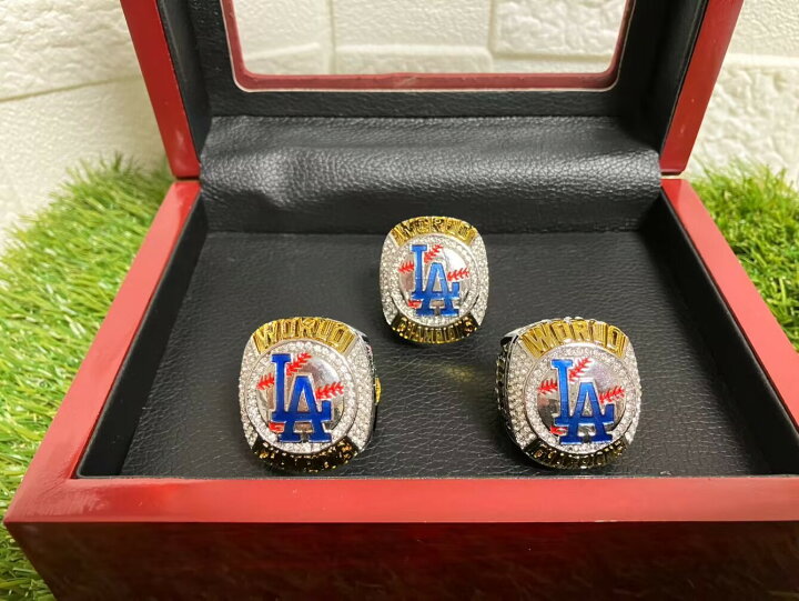 楽天市場】送料無料※限定品 2024年 MLB史上初 MLB 2024 ケース 大谷 