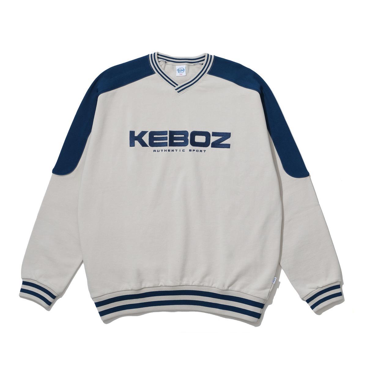 KEBOZ KAC SPORTS SWEAT V NECK(ケボズ ケーエーシー スポーツ スウェット ブイ ネック)CREAM【メンズ  スウェット】23FA-I | atmos-tokyo