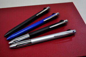 �O�H�@�W�F�b�g�X�g���[�� �v���C���@�m�b�N��3�F�{�[���y���@0.7mm