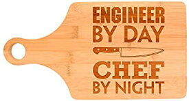 【中古】【輸入品・未使用】Engineering Gift Engineer By Day Chef By Night STEM Math Paddle Shaped Bamboo Cutting Board Bamboo by Gifts For Value
