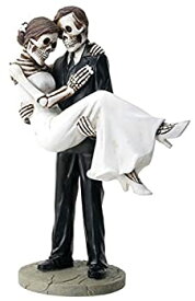 【中古】【輸入品・未使用】Groom Carrying Bride Skeleton Face Wedding Couple Statue Figurine by YTC