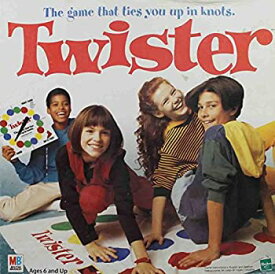 【中古】【輸入品・未使用】Hasbro / Milton Bradley 1998 Twister Family Board Game by Hasbro