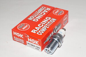 �z���_ HONDA NSR500V('96-'01) �p NGK R7282-105 4985 ��2X-2783 �v���O�i�� �X�p�[�N�v���O