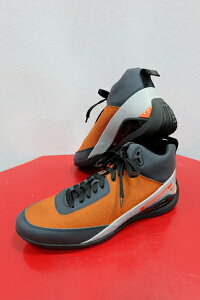 yszyPIRELLIzyXj[J[zyH~AEgbgzyC^AzyYt@bVzysCz@nCJbgXj[J[@IW