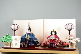 平安道翠 雛人形 限定製作品 正絹草木染刺繍 舞三五親王 四曲屏風 本仕立ピンク裏箔 平台平安型ぶどうサテン 親王飾り 平飾り ひな人形 シンプル おしゃれ モダン [間口75cm]　23207