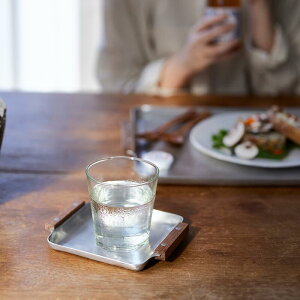 mX^WbNȖ؂̎̃A~ ~jg[