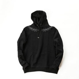 【全品送料無料】ボーラー BALR. パーカー B1261.1013 OLAF STRAIGHT REFLECTIVE WREATH HOODIE ロゴプリント スウェット フーディー プルオーバー ブラック JET BLACK b1261-1013-jb