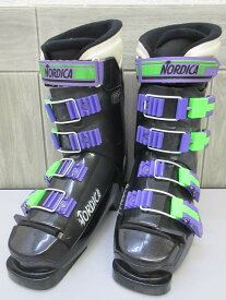 【中古】　NORDICA　スキーブーツ　ブラックxパープル　24.5cm　　　　　ノルディカ　781　スキー靴　ウィンタースポーツ　　　　　スキー　ブーツ　靴　黒×紫