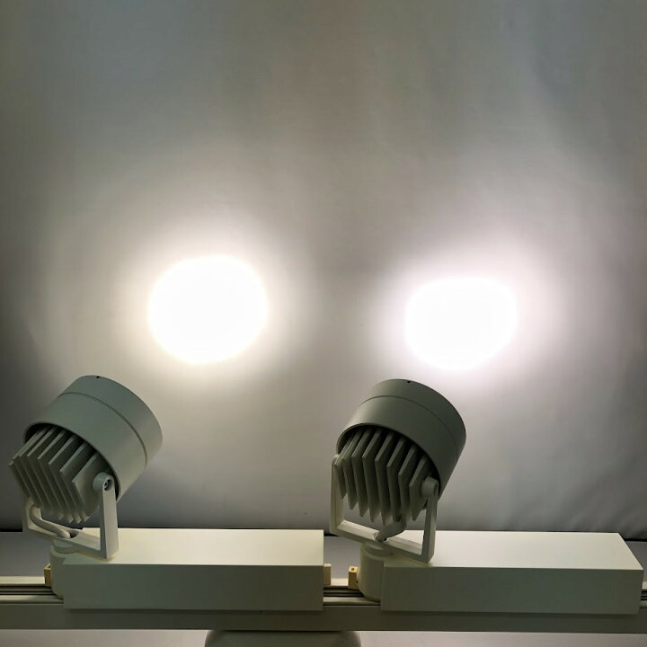 楽天市場】【中古】 オーデリック スポットライト 2個セット XS256204  