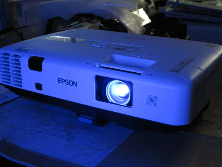 【中古】EPSON EB-1965 液晶プロジェクター 5000ルーメン 簡易チェック済み 使用時間ほぼ無し[B9381] 青空商事