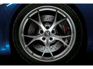 At@I  A~zC[ 1{ A WA 952 GIULIA 156113577