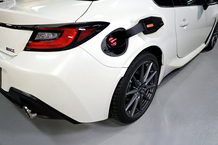 楽天市場】アルミ製フューエルキャップカバーガソリンキャップカバースバル 新型BRZ【型式:ZD8(年式:R3.8〜)】トヨタ GR86専用 フューエルキャップに被せて貼るだけ赤/青/黄(ハイオク仕様のみ)(SC) : AXIS-PARTS 楽天市場】アルミ製フューエルキャップカバーガソリンキャップカバースバル 新型BRZ【型式:ZD8(年式:R3.8〜)】トヨタ GR86専用 フューエルキャップに被せて貼るだけ赤/青/黄(ハイオク仕様のみ)(SC) : AXIS-PARTS