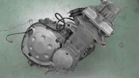 バイクパーツ　GSF250 バンディット　GJ74A-120xxx　の　エンジン *1639530601　【中古】【送料込】