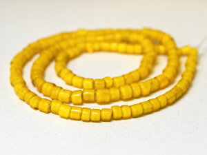 【2308】ANTIQUEホワイトハーツ黄色筒型中太ビーズ一連B(Φ5.5mm)【とんぼ玉】【アンティークビーズ】【ほわいとはーと】 【ガラスビーズ】【ホワイトハート】