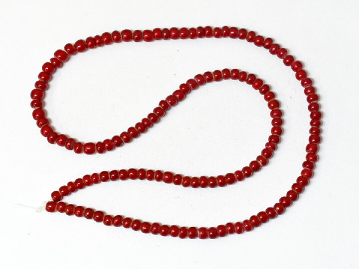 楽天市場】【2410】ANTIQUEホワイトハート濃赤扁平丸型中粒ビーズ一連3  