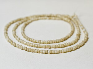 【2404】ジャワ艶あり古色仕様の小粒シードビーズ一連(Φ3.0m)【とんぼ玉】【アンティークビーズ】【ビーズ】【パーツ】【手芸】【ガラスビーズ】【シードビーズ】