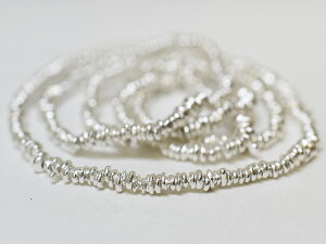 【2407】カレンシルバーさざれ状扁平円形ビーズ一連A(Φ3.5mm)【とんぼ玉】【SILVER925】【銀】【ビーズ】【パーツ】【アンティークビーズ】【インディアンジュエリー】【シルバービーズ】【