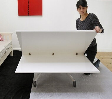 パソコンデスクや作業テーブルに