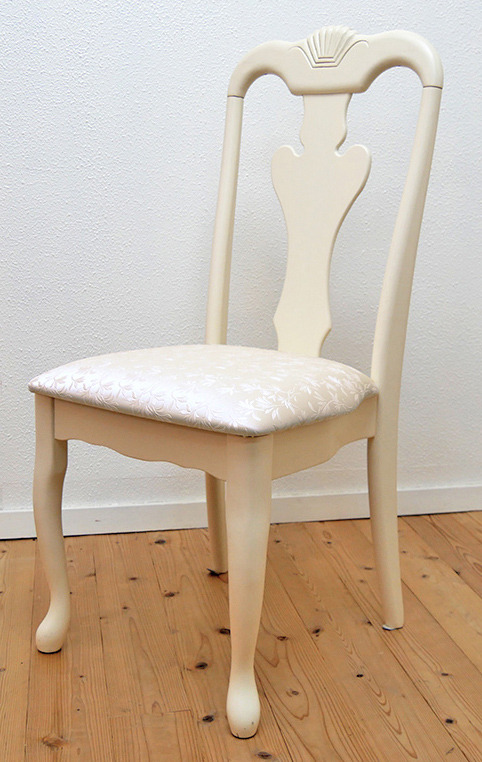 猫脚 クラシック調 ダイニング椅子 汚れに強い ビニールレザー張 木製チェアー 木製アンティークチェア クイーンアン 最新アイテム ：ロゼ 卓越 アイボリー色 木製チェア ダイニングチェア 優美で華麗な姫系のかわいい椅子
