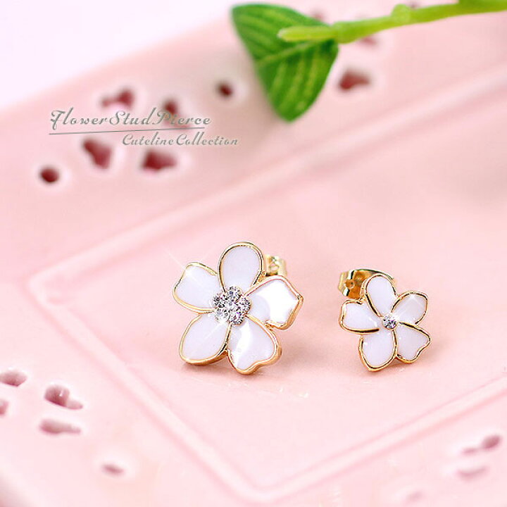 楽天市場 チタンポスト 花 ピアス フラワー 白い花 金 白 チタン ゴールド ホワイト 大小 セット あす楽対応 レディース 女子 乙女 カワイイ 可愛いピアス White Gold 女性 婦人 アクセサリー 耳飾り ピアース Pierce 可愛い お手頃 Flower Ladies レデイース クリスマス