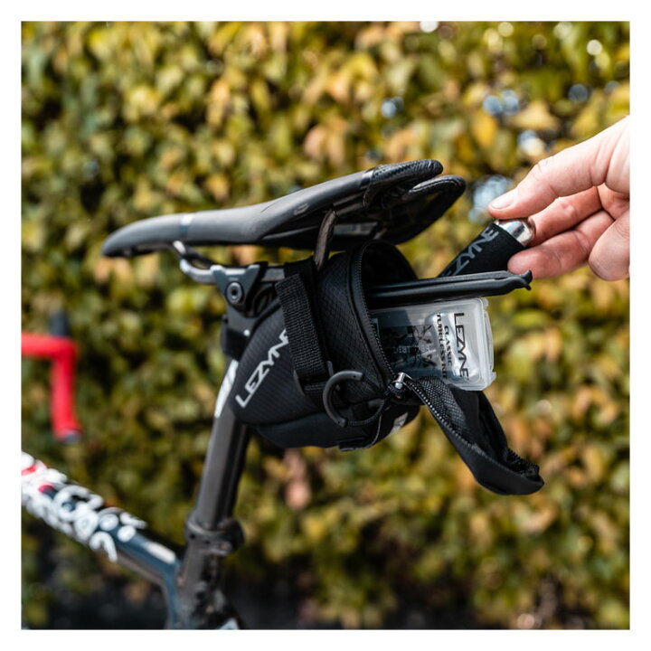 LEZYNE レザイン HARD 自転車 バッグ EVAフォームボディ BAR フック付きアクセサリ取付可能 ライト ベルクロストラップ アクセサリー  CADDY フロントバッグ