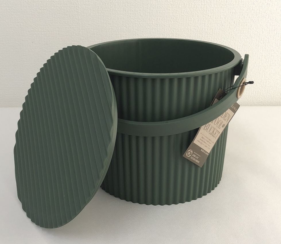 ガーデンツールバケット  グリーン (mini)4L <BR>プラスティック鉢  フタ付き プラ鉢 ガーデニング ゴミ箱 バケツ 収納道具 八幡化成