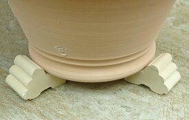 スペイン製ポットフット 5〜6cm　テラコッタ 陶器製 素焼き どんな植物とも相性よく、通気性もバツグン。 ポットフィート　園芸 ガーデニング プランター