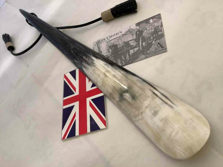 楽天市場】靴べら 英国製 アビーホーン 40cm級本水牛角 with リザード 